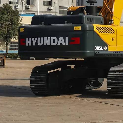 20岁拥有现代挖机的人,30岁都在雇别人给自己开